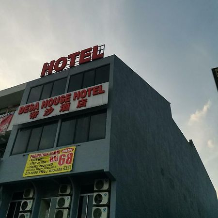 Desa House Hotel Кепонг Екстериор снимка